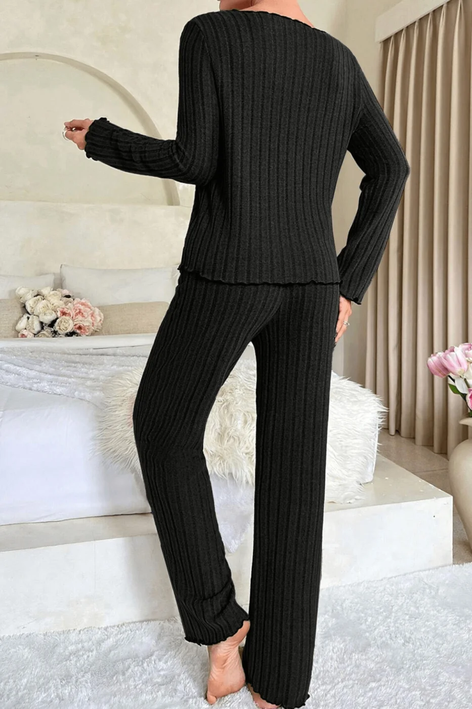 Kadın Siyah Uzun Kollu Fiyonklu Yuvarlak Yaka Mevsimlik Pijama Takımı görsel 4