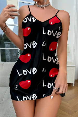 Love Desenli Siyah Saten Gecelik