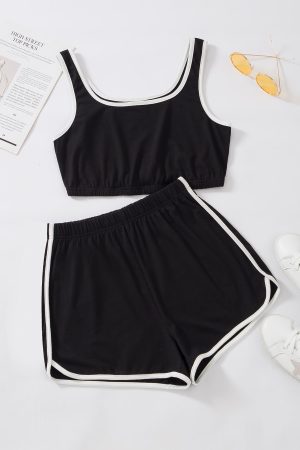 Kadın Siyah Askılı Crop Top ve Şortlu Gecelik Takım